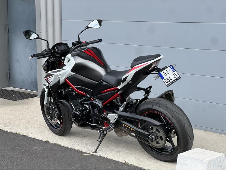 KAWASAKI Z 900