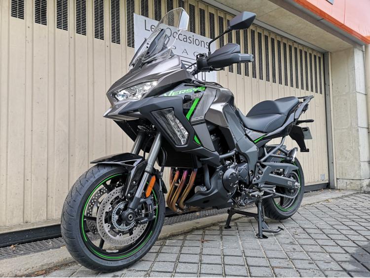 KAWASAKI VERSYS 1100 SE 
