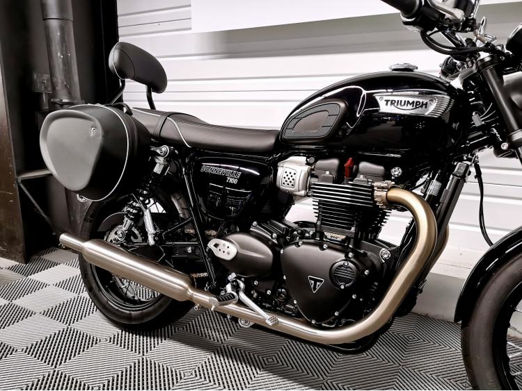 TRIUMPH Bonneville T100 T 100 - ELIGIBLE A2