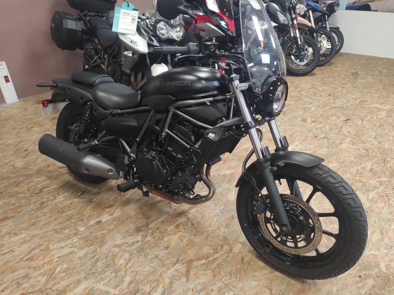 KAWASAKI ELIMINATOR 500