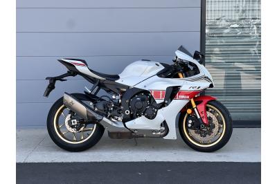 YAMAHA YZF 1000 R1 60TH