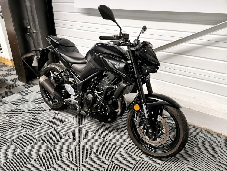 YAMAHA MT-03 MT03 - ELIGIBLE AU PERMIS A2 - 1ERE MAIN