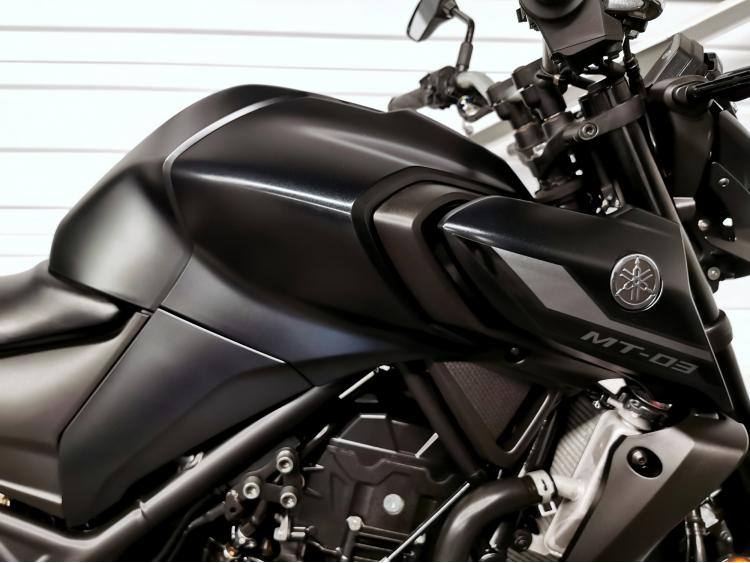 YAMAHA MT-03 MT03 - ELIGIBLE AU PERMIS A2 - 1ERE MAIN