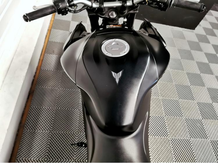 YAMAHA MT-03 MT03 - ELIGIBLE AU PERMIS A2 - 1ERE MAIN