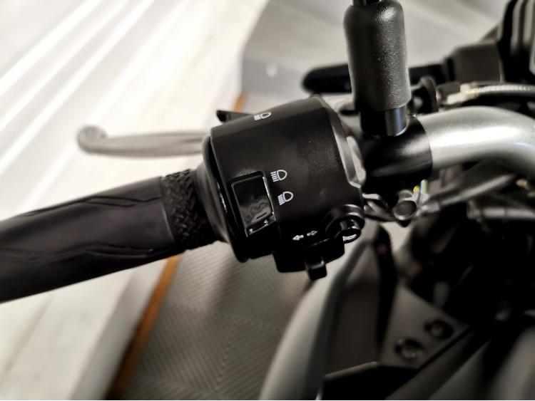 YAMAHA MT-03 MT03 - ELIGIBLE AU PERMIS A2 - 1ERE MAIN