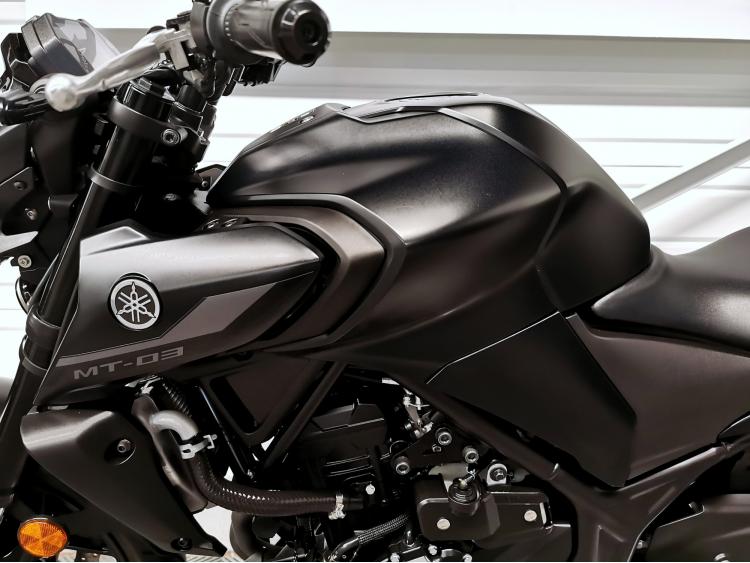 YAMAHA MT-03 MT03 - ELIGIBLE AU PERMIS A2 - 1ERE MAIN