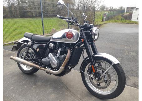 BSA GOLDSTAR 650