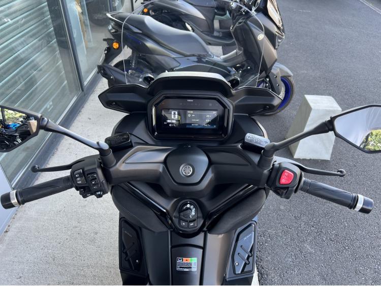 YAMAHA XMAX 300 TECH MAX