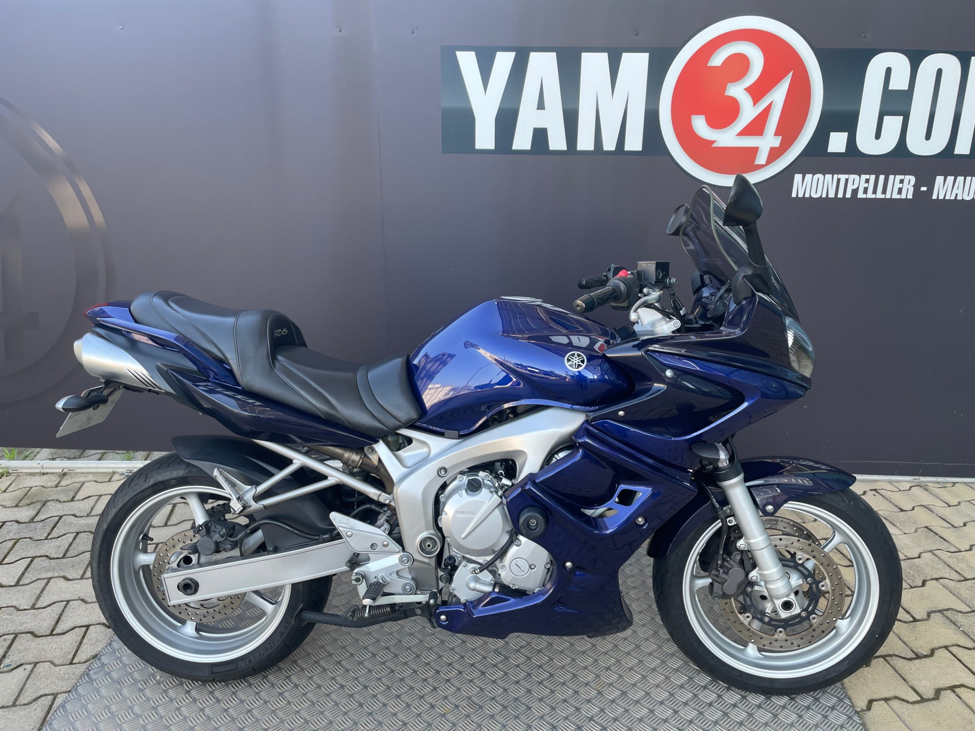 YAMAHA FZ6 600 FAZER