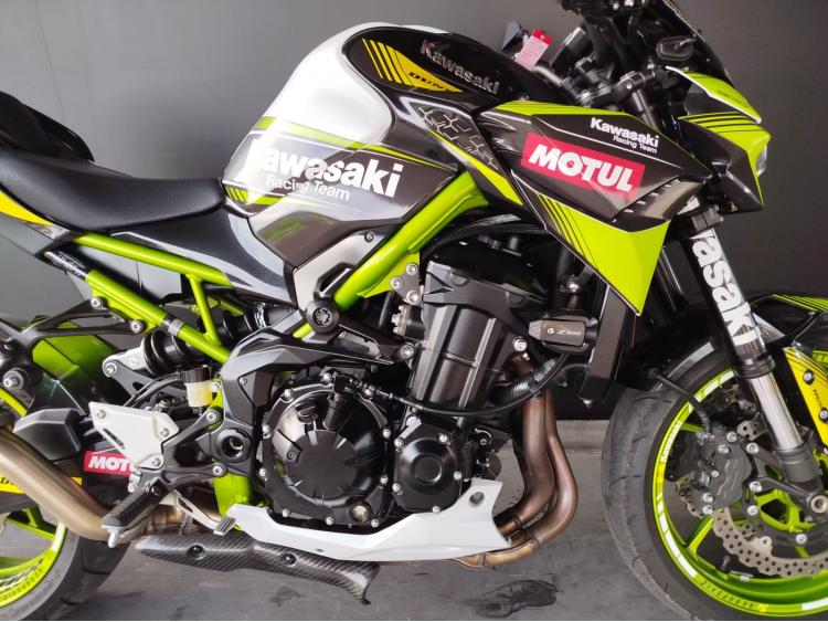 KAWASAKI Z 900 FULL (125ch) + EQUIPEMENTS