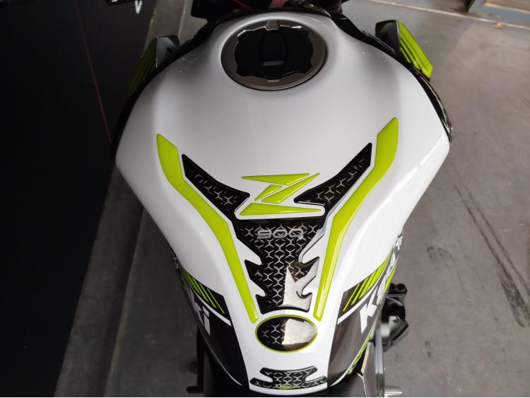 KAWASAKI Z 900 FULL (125ch) + EQUIPEMENTS