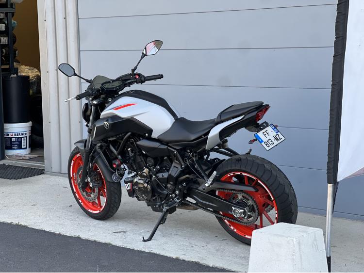 YAMAHA MT-07 - A2