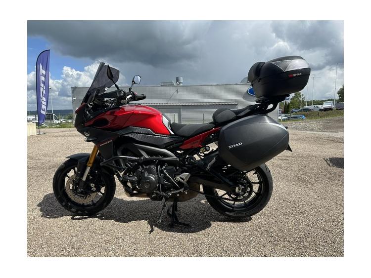 YAMAHA TRACER 9