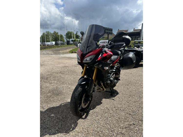 YAMAHA TRACER 9