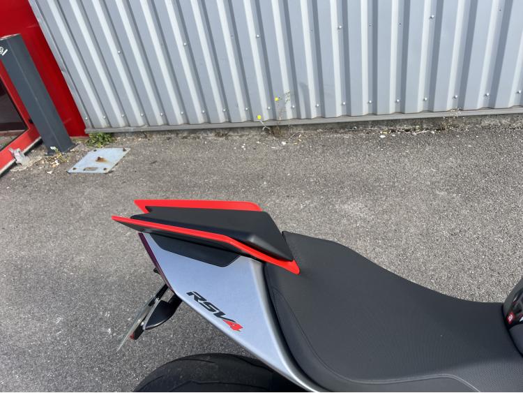 APRILIA RSV4 1100