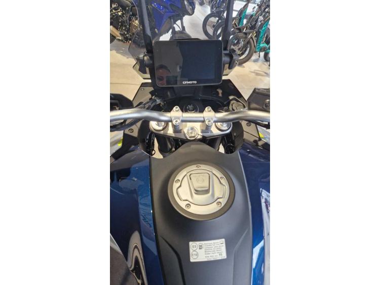 CF MOTO 800 MT touring garantie 12 mois