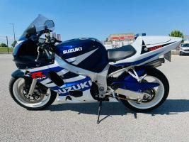 Photo du véhicule SUZUKI