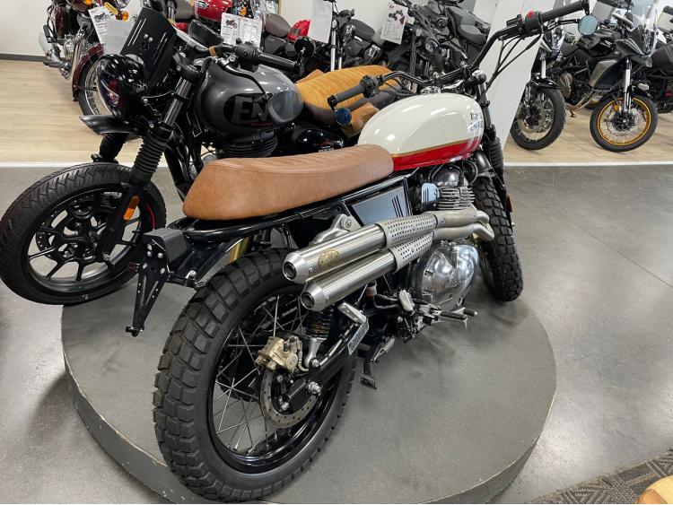 ROYAL ENFIELD INTERCEPTOR