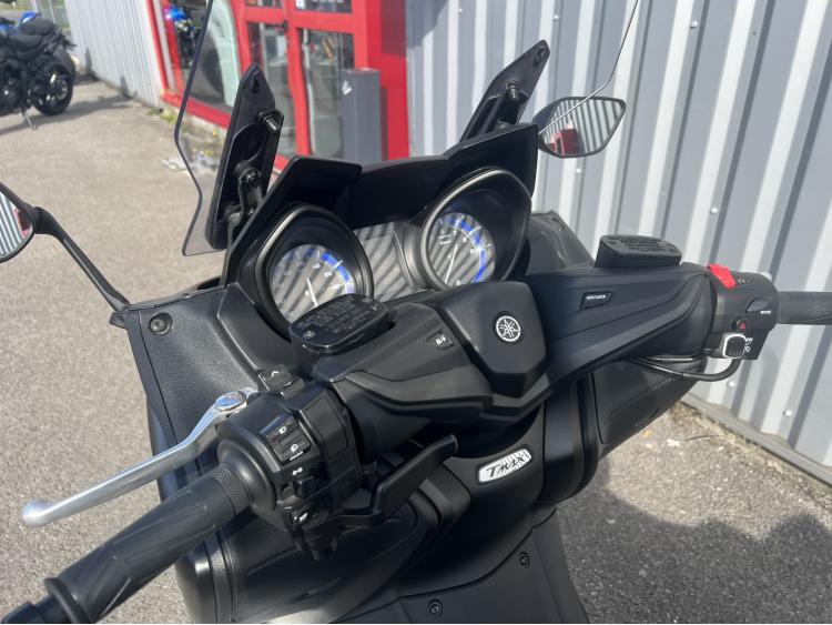 YAMAHA XP T-MAX 560 (A partir de 131€/mois)