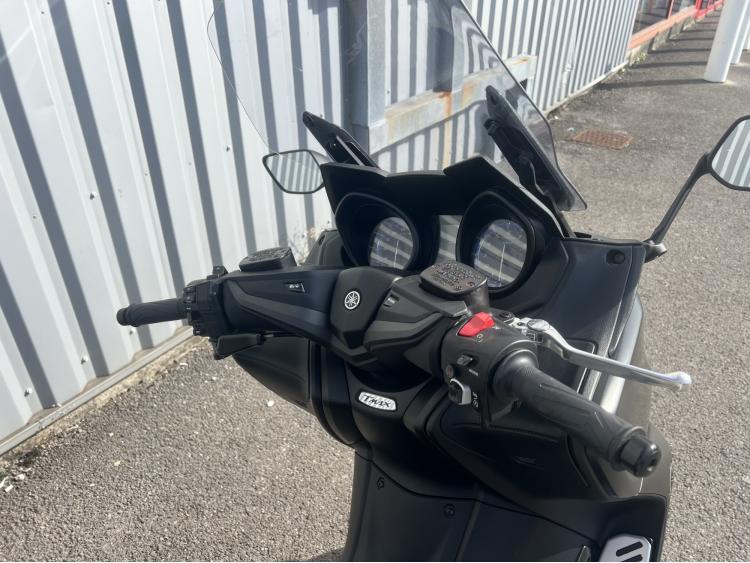 YAMAHA XP T-MAX 560 (A partir de 131€/mois)