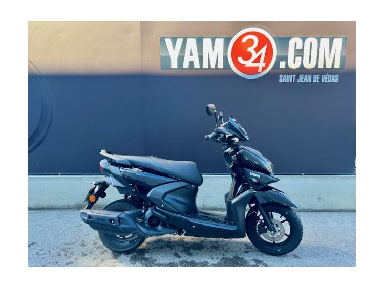 YAMAHA RayZR 125