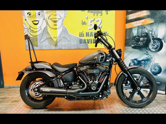 HARLEY-DAVIDSON SOFTAIL STREET BOB 1868
