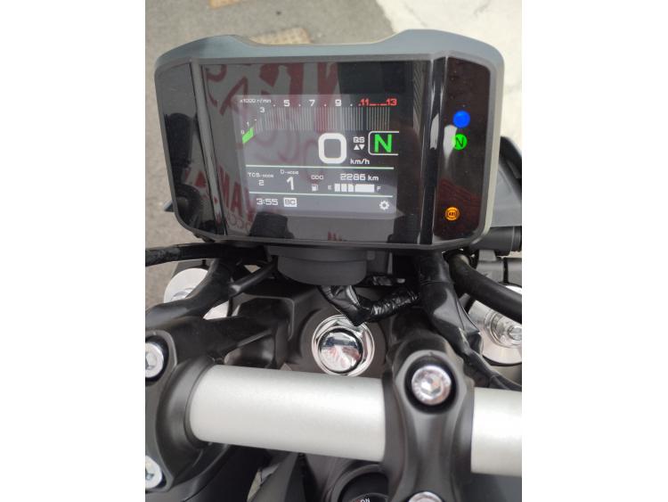 YAMAHA MT-09 A2