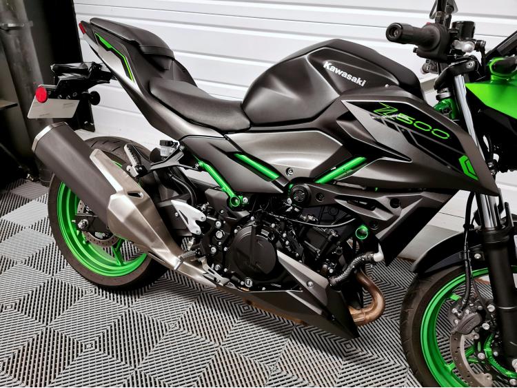 KAWASAKI Z500 SE - Eligible au permis A2 - Garantie constructeur 03/2028 - Z 500