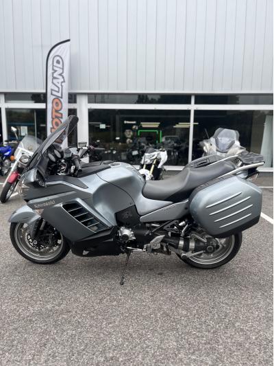 KAWASAKI GTR 1400