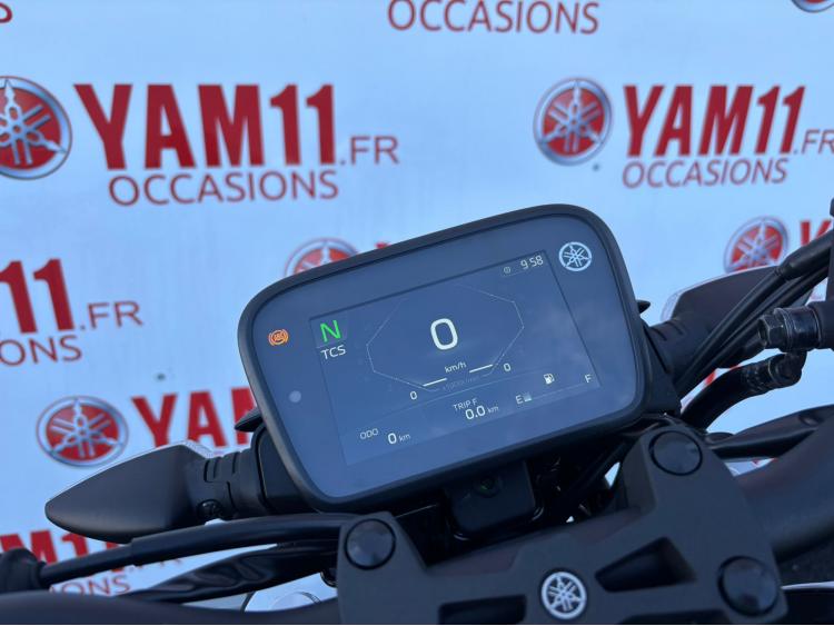 YAMAHA MT-125