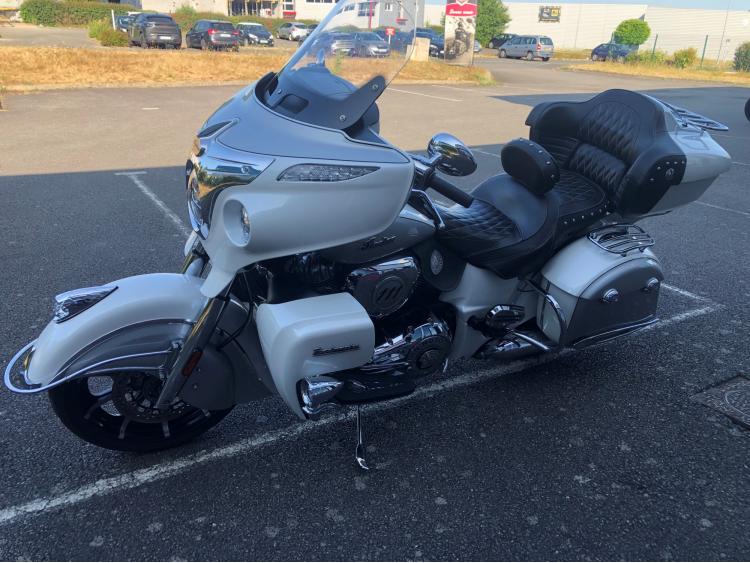 INDIAN ROADMASTER 1811
