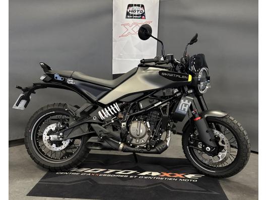 HUSQVARNA SVARTPILEN 125 ABS