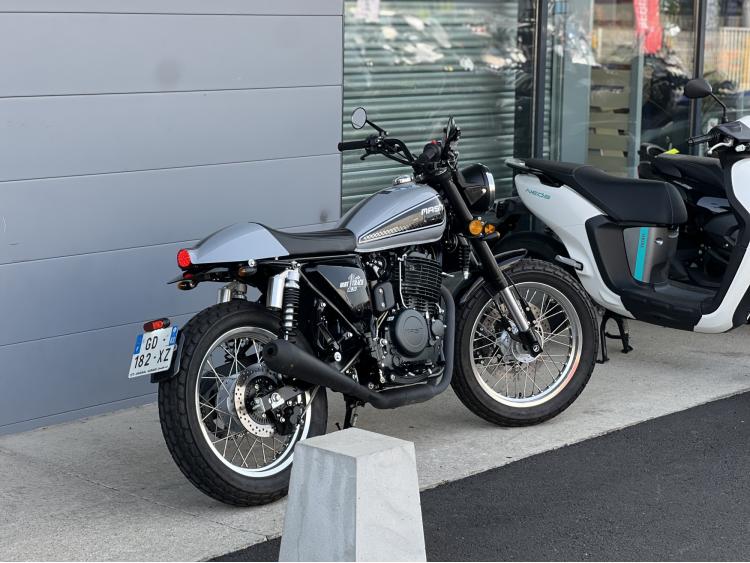 MASH 650 DIRT TRACK