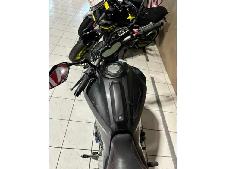 YAMAHA MT-07 (47.5CV)