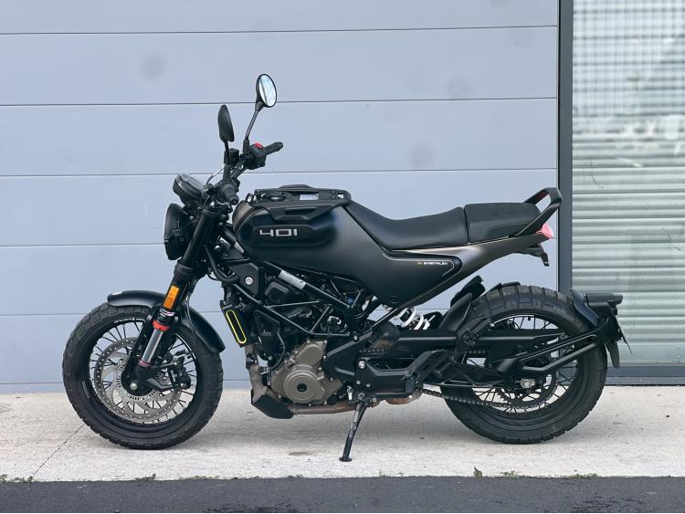 HUSQVARNA SVARTPILEN 401 - A2