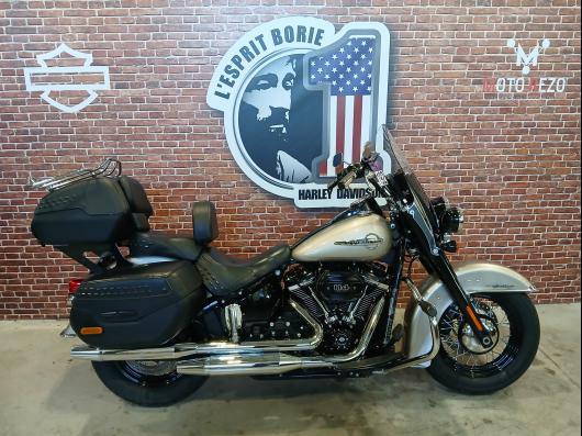 HARLEY-DAVIDSON SOFTAIL HERITAGE 1868 CLASSIC