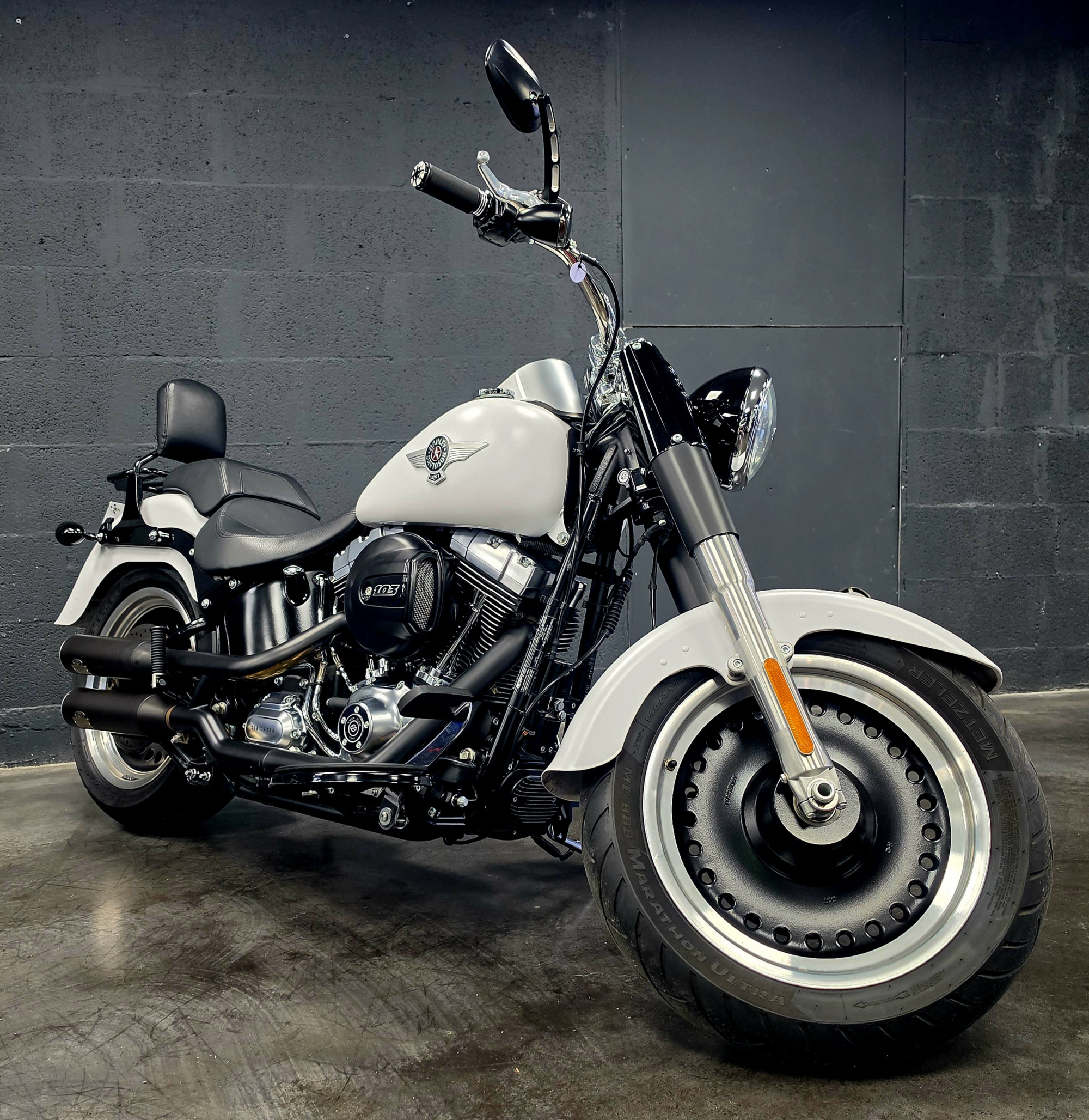 HARLEY-DAVIDSON SOFTAIL FAT BOY 1690