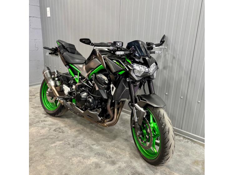 KAWASAKI Z 900
