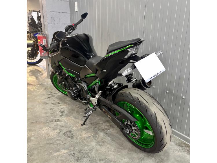KAWASAKI Z 900