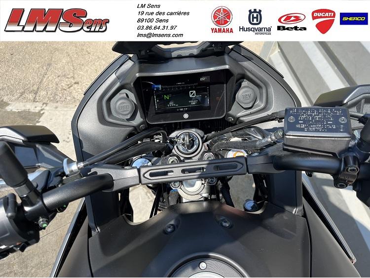 YAMAHA TRACER 7