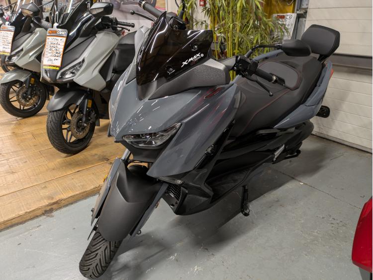 YAMAHA XMAX 125 TECH MAX