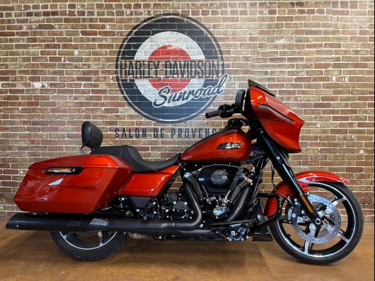 HARLEY-DAVIDSON TOURING STREET GLIDE 1923