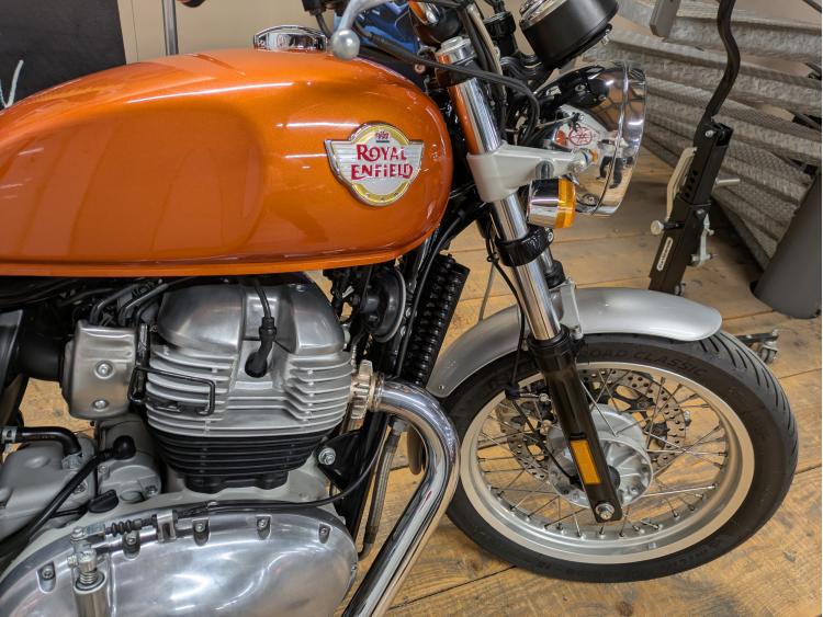 ROYAL ENFIELD INTERCEPTOR