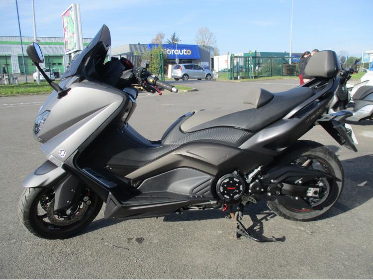 YAMAHA XP T-MAX 530