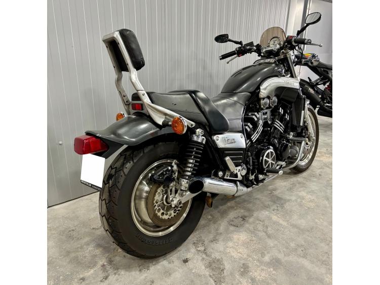 YAMAHA V-MAX 1200