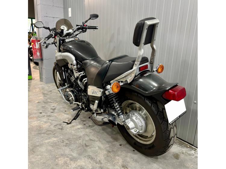 YAMAHA V-MAX 1200