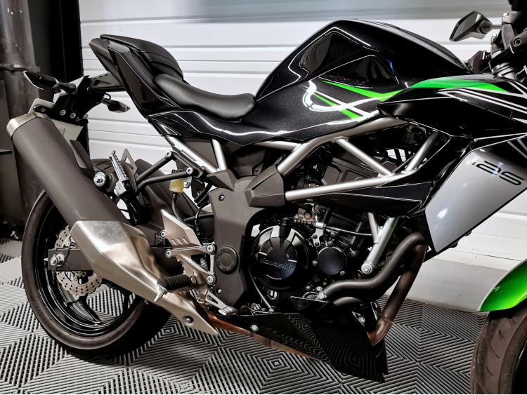 KAWASAKI Z125 Z 125 - 1ère Main