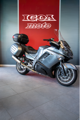 KAWASAKI GTR 1400