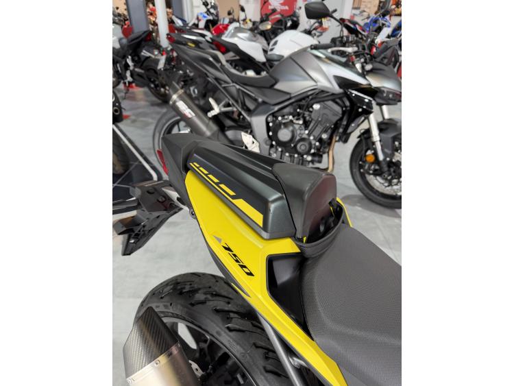HONDA CB 750 HORNET FULL