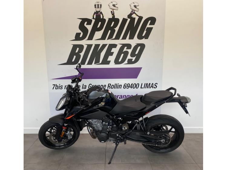 KTM 890 DUKE